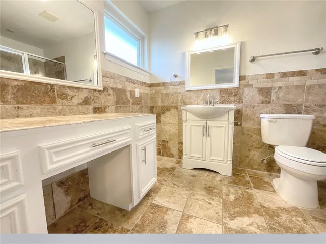 2502 Lufkin Lane, Deer Park, TX 77536