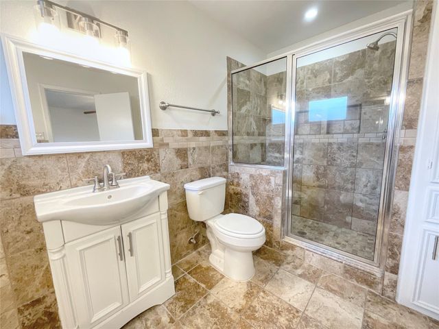 2502 Lufkin Lane, Deer Park, TX 77536