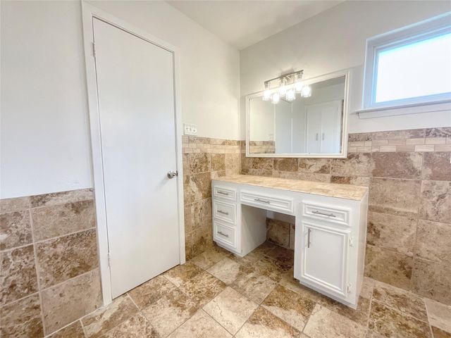 2502 Lufkin Lane, Deer Park, TX 77536