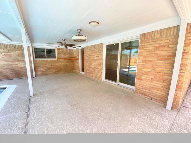 2502 Lufkin Lane, Deer Park, TX 77536
