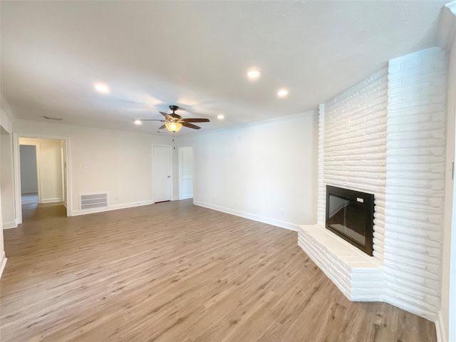 2502 Lufkin Lane, Deer Park, TX 77536