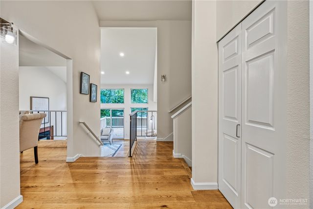 10827 159th Court NE, Redmond, WA 98052