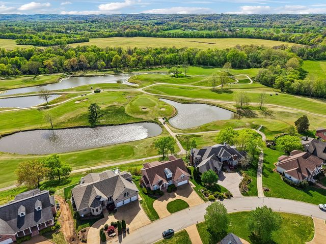 236 Gardenridge Dr, Franklin, TN 37069