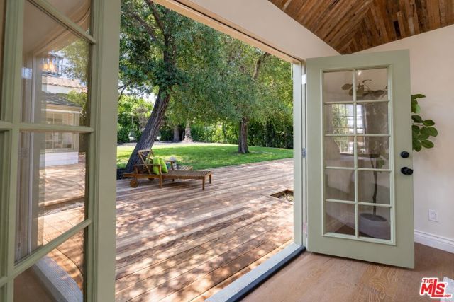 2225 Hillhurst Avenue, Los Angeles, CA 90027