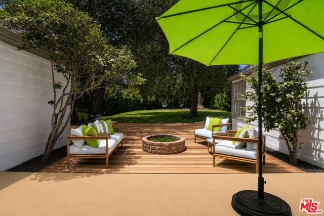 2225 Hillhurst Avenue, Los Angeles, CA 90027