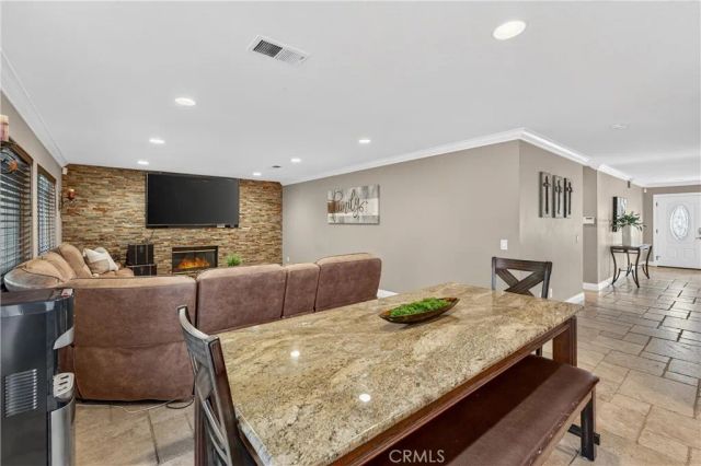 10 Calais, Irvine, CA 92602