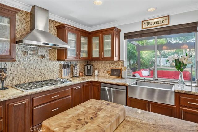 10 Calais, Irvine, CA 92602