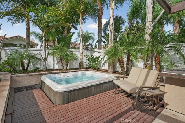 10 Calais, Irvine, CA 92602