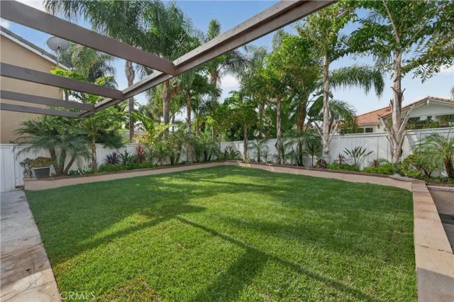 10 Calais, Irvine, CA 92602