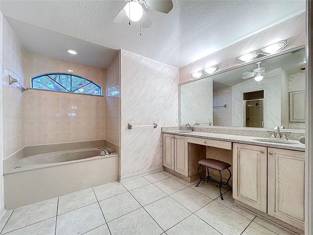 1210 WILLOW BEND WAY, Lutz, FL 33549