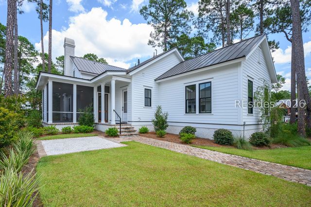 139 Squash Blossom Ln, Bluffton, SC 29910