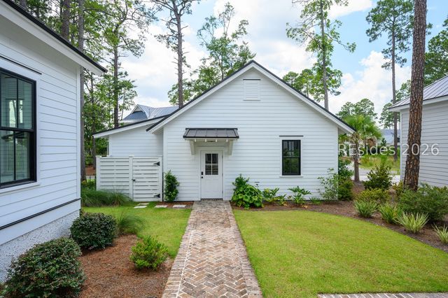 139 Squash Blossom Ln, Bluffton, SC 29910