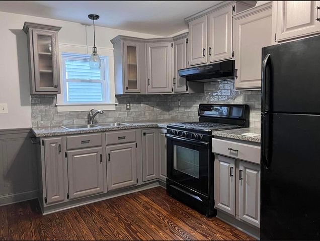 3624 Lowden Street, Kalamazoo, MI 49008