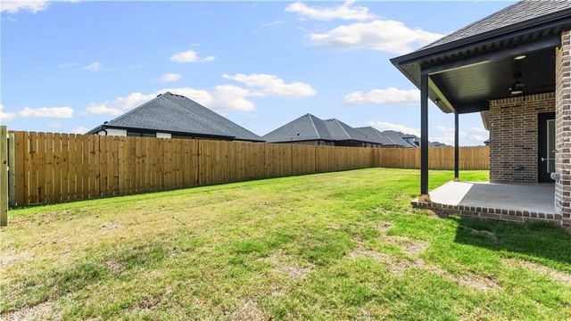 1513 Lookout Lane, Cave Springs, AR 72718