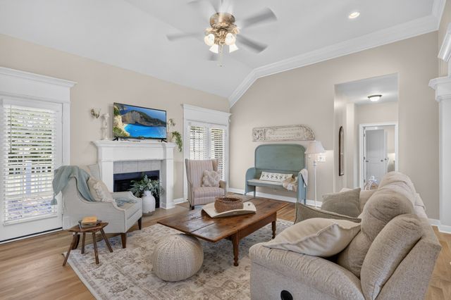110 Bloomsbury Dr, Portland, TN 37148