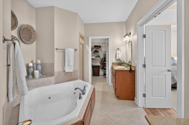 110 Bloomsbury Dr, Portland, TN 37148