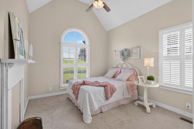 110 Bloomsbury Dr, Portland, TN 37148