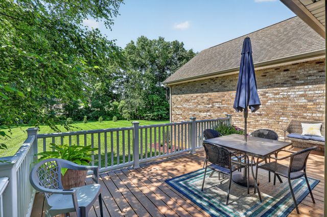 110 Bloomsbury Dr, Portland, TN 37148