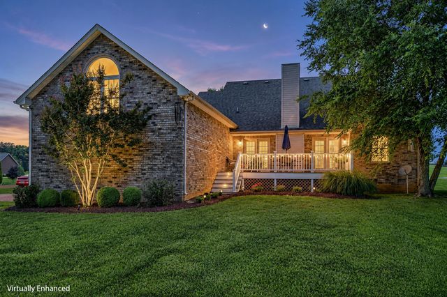 110 Bloomsbury Dr, Portland, TN 37148
