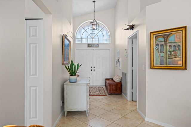 1618 SE Shelburnie Way, Port St. Lucie, FL 34952