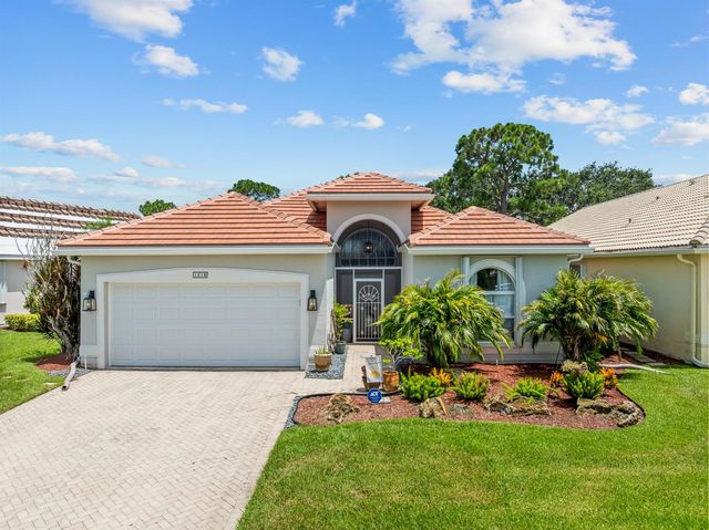 1618 SE Shelburnie Way, Port St. Lucie, FL 34952