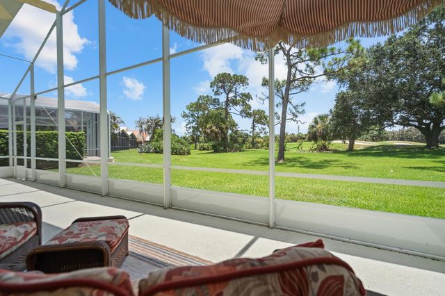 1618 SE Shelburnie Way, Port St. Lucie, FL 34952