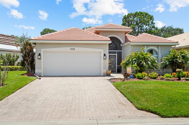 1618 SE Shelburnie Way, Port St. Lucie, FL 34952