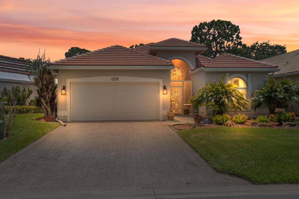 1618 SE Shelburnie Way, Port St. Lucie, FL 34952