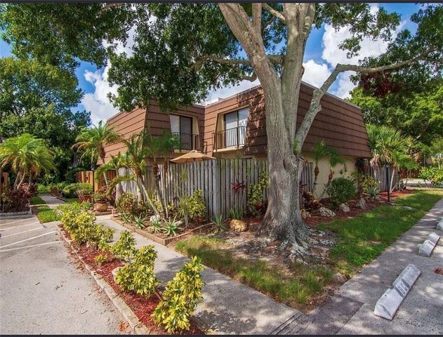 1166 6 Avenue D, Vero Beach, FL 32960