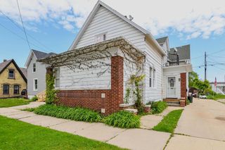 1715 Saint Clair STREET, Racine, WI 53402