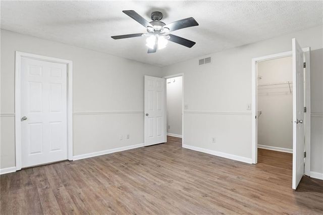 181 N Springs Drive, Acworth, GA 30101