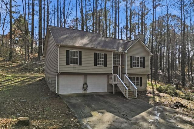 181 N Springs Drive, Acworth, GA 30101