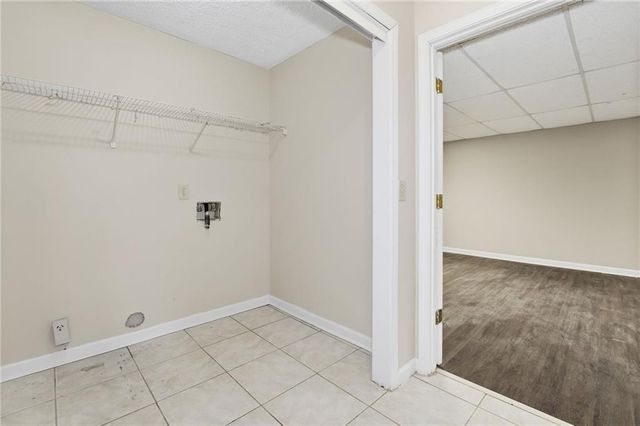 181 N Springs Drive, Acworth, GA 30101