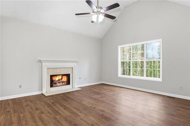 181 N Springs Drive, Acworth, GA 30101