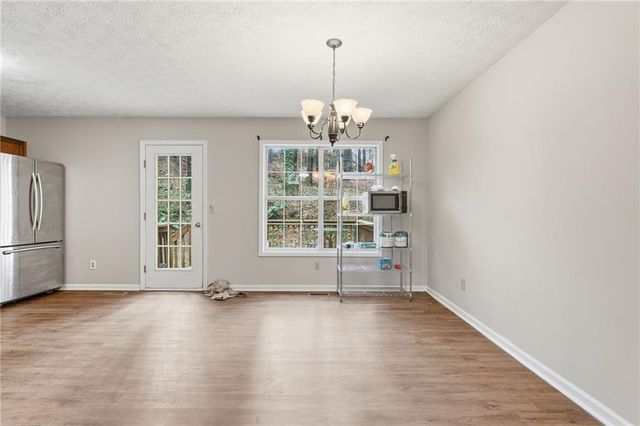 181 N Springs Drive, Acworth, GA 30101