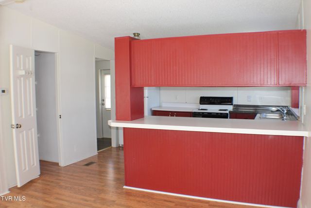 2133 Stadium Drive, Kingsport, TN 37664