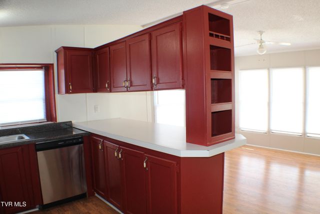 2133 Stadium Drive, Kingsport, TN 37664