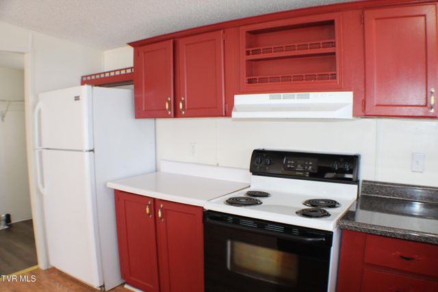 2133 Stadium Drive, Kingsport, TN 37664