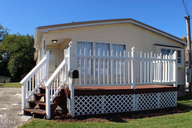 2133 Stadium Drive, Kingsport, TN 37664