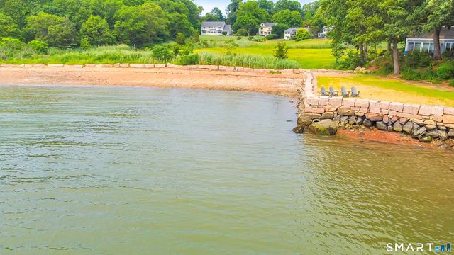 2 Castle Rock 2, Branford, CT 06405