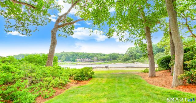 2 Castle Rock 2, Branford, CT 06405
