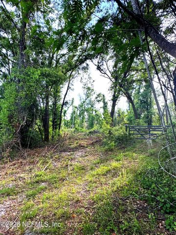2006 NW NW THUNDER Road, White Springs, FL 32096