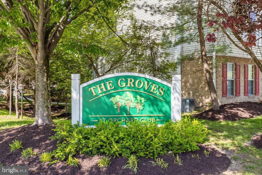 Image 37 of property listing at 6205 SANDPIPER CT #202, Elkridge, MD 21075