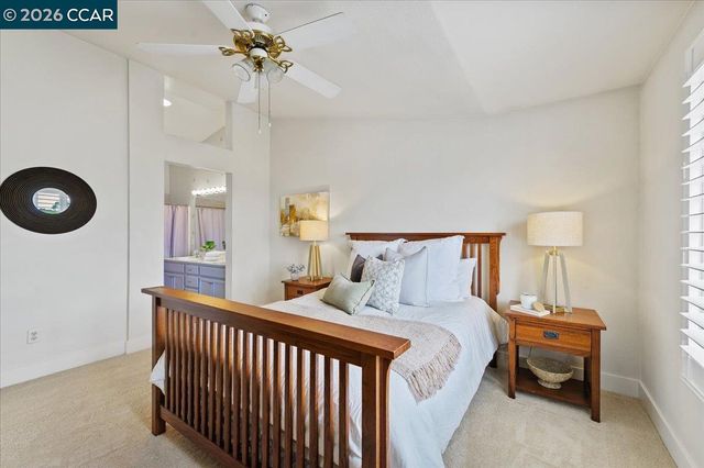 7323 Croy Ln, Dublin, CA 94568