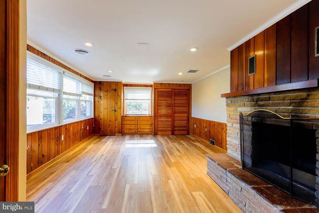 416 E IRVIN AVE, State College, PA 16801