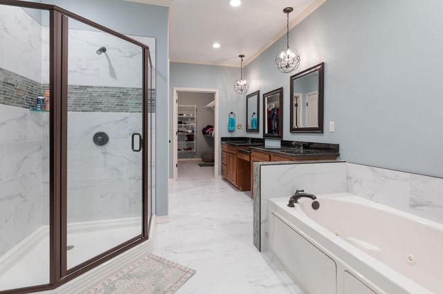 142 Rue De Villa Circle, Branson, MO 65616