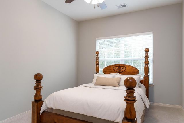 142 Rue De Villa Circle, Branson, MO 65616