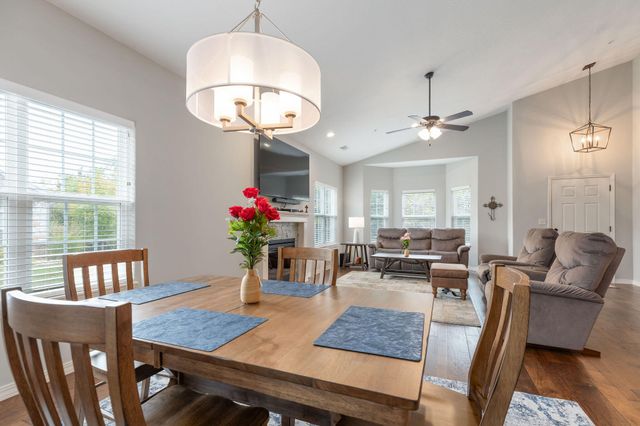 142 Rue De Villa Circle, Branson, MO 65616