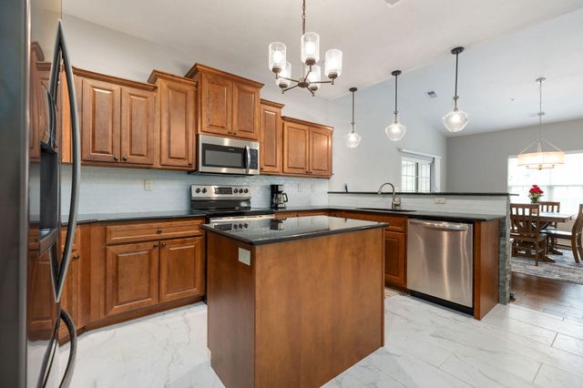 142 Rue De Villa Circle, Branson, MO 65616