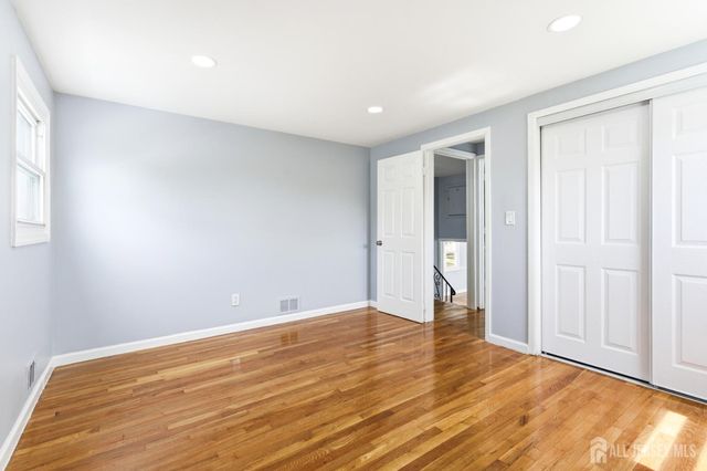 29 Swarthmore Drive, Carteret, NJ 07008